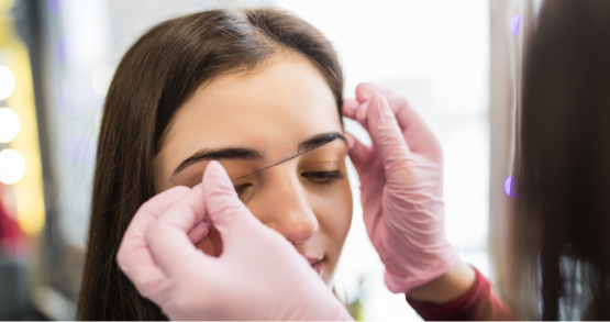 Threading and waxing in Kadubeesanahalli